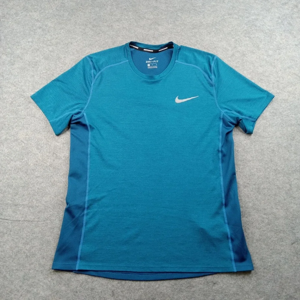 Nike Shirt Mens Medium Running Blue Dri-FIT Short Sleeve Athletic Top AT3951-476